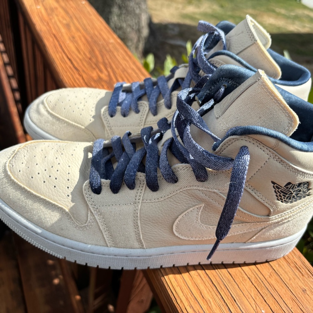 Air Jordan 1 SE Mid Sanddrift women’s 10.5 - Picture 5 of 10